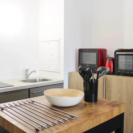 Charming T2 Near The Basilica Of Saint-denis Lejlighed